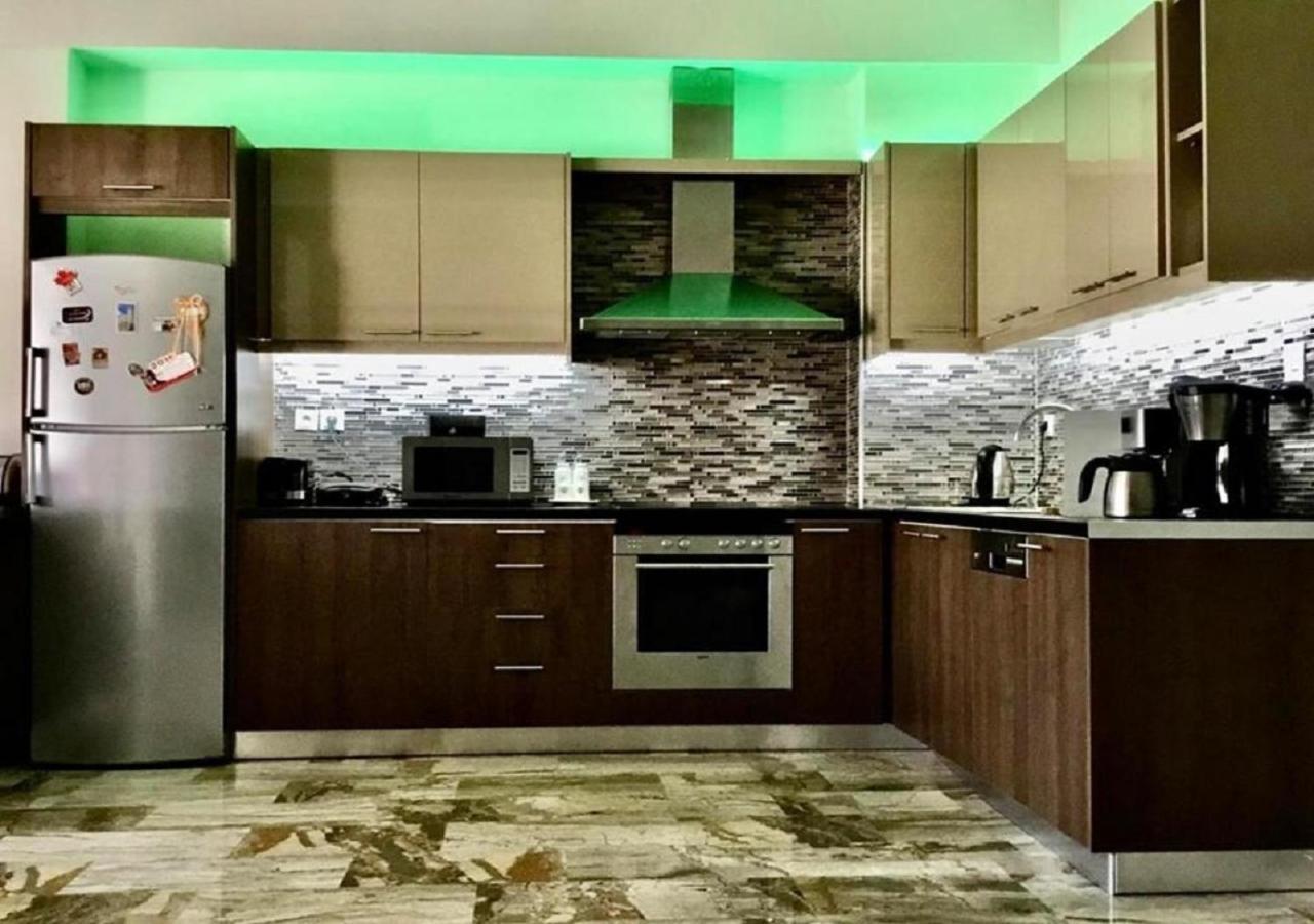 Luxury With Sauna And Free Parking Near Acropolis Aten Exteriör bild